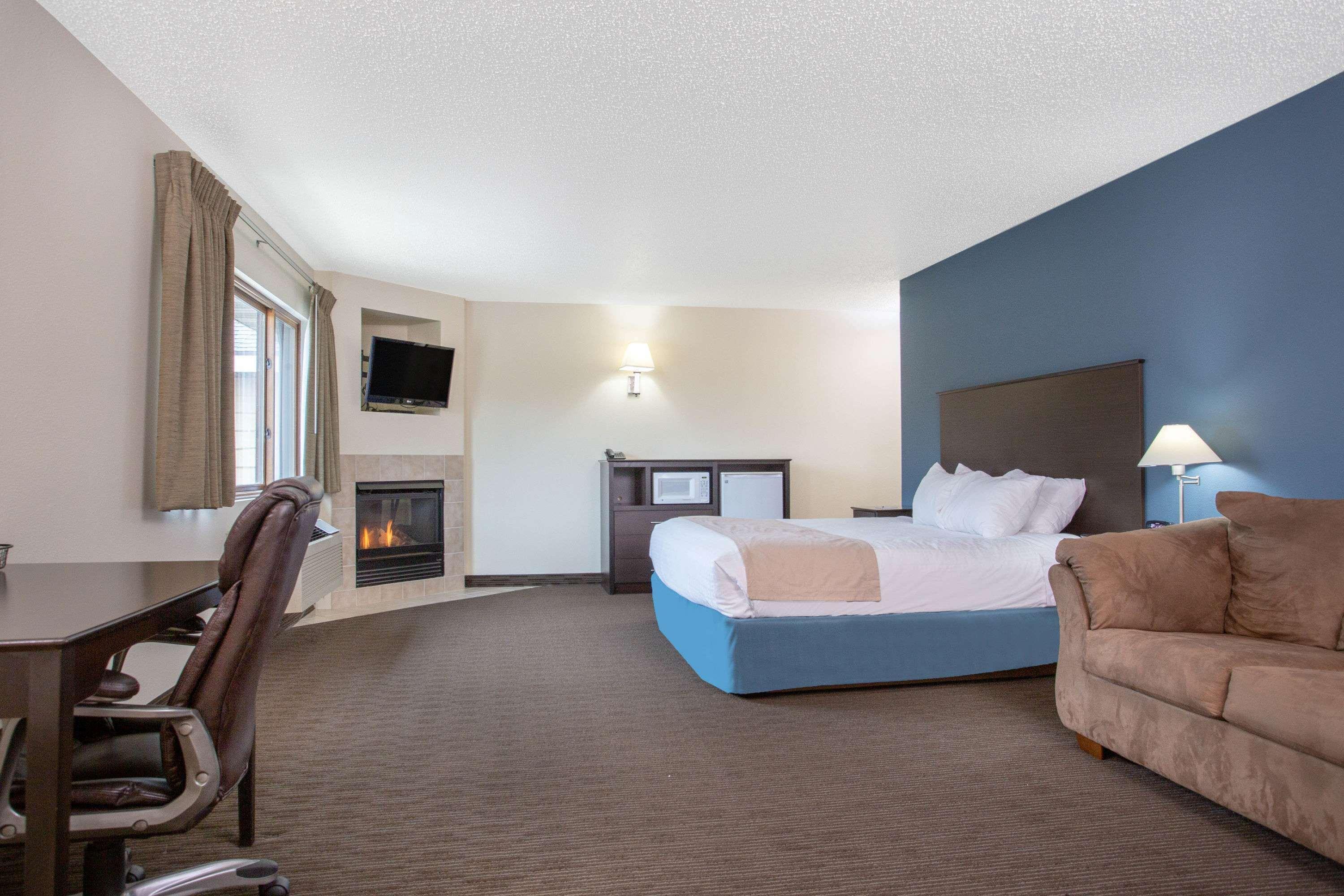 Americinn By Wyndham Green Bay West Extérieur photo