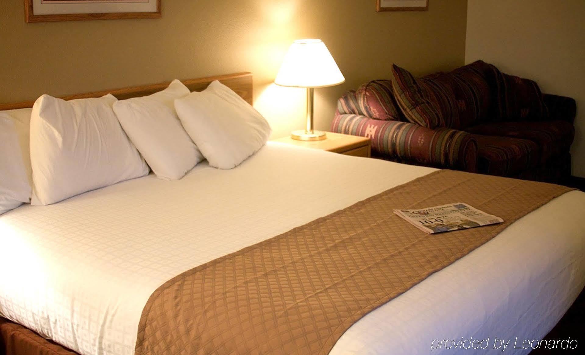 Americinn By Wyndham Green Bay West Extérieur photo